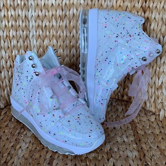 ❣️SOLD!❣️YRU Qozmo Aiire Confetti Sneakers 8M - Picture 7 of 8